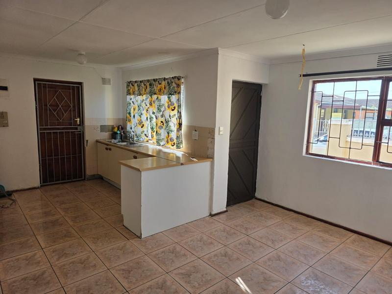 3 Bedroom Property for Sale in Ilitha Park Western Cape